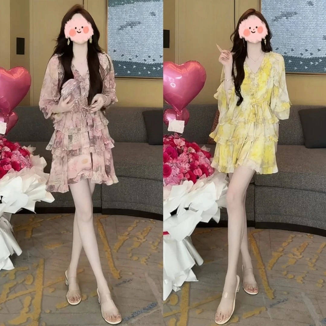 甜美可爱风格衣服2025夏季度假风时尚洋气设计感木耳边防晒连衣裙