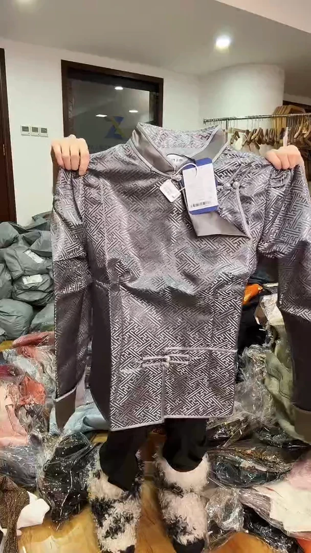 2XL码    125-135斤  外套