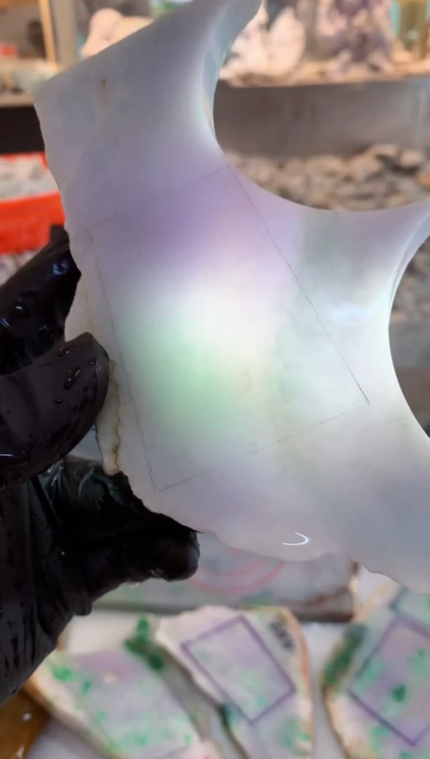 翡翠裸石0朗0翡翠珠宝952