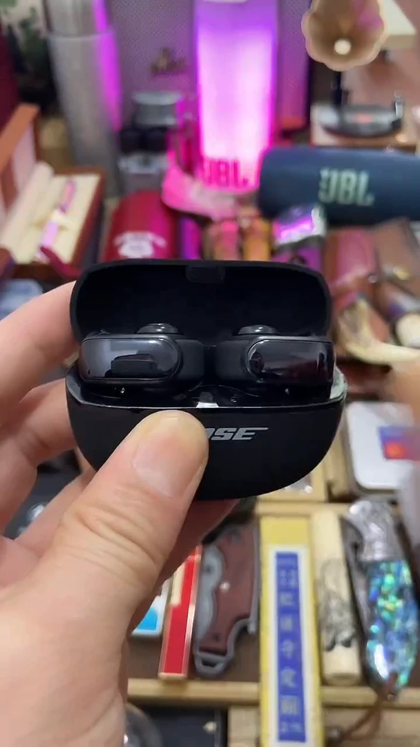 瓷片闪购商品  如图所示
