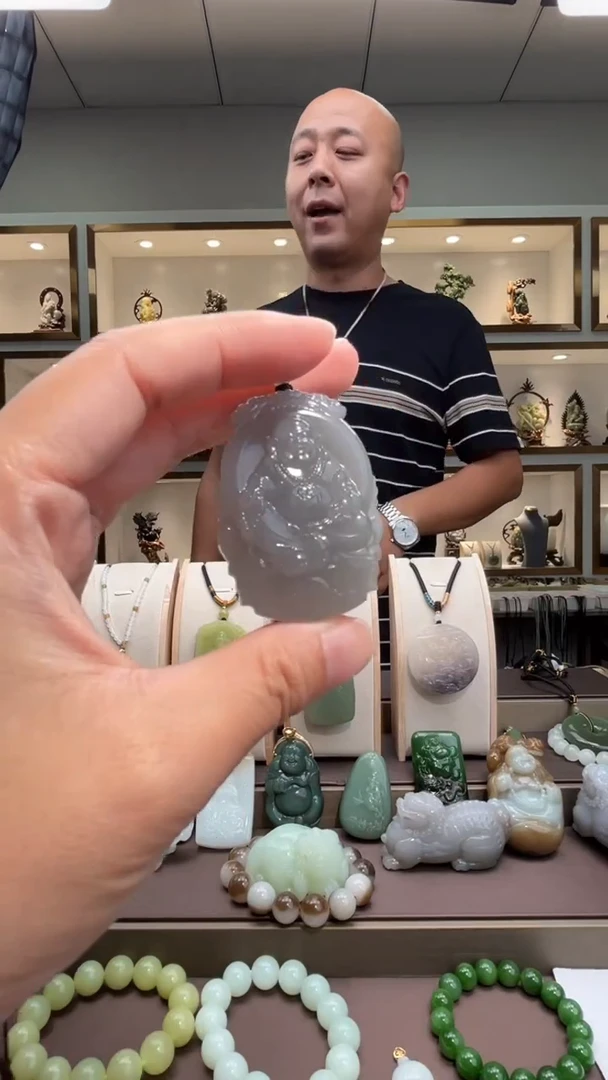 颈饰未镶嵌和田玉苏