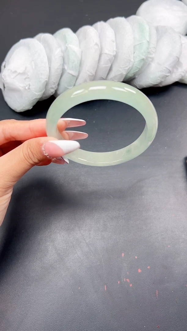 精品手镯，一物一拍J-062