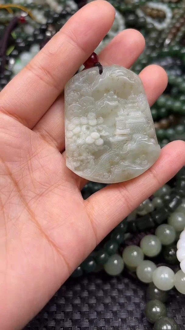 颈饰未镶嵌和田玉1