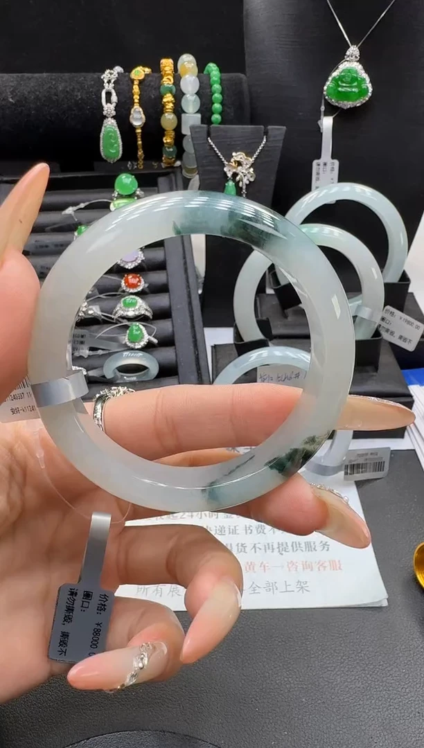 未镶嵌手镯翡翠翡翠手镯