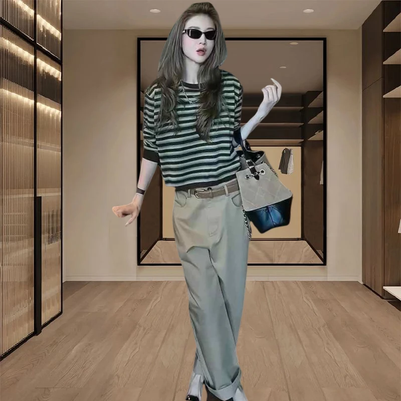 大方得体小套装春秋季新款爆款条纹长袖上衣卡其色休闲裤两件套女