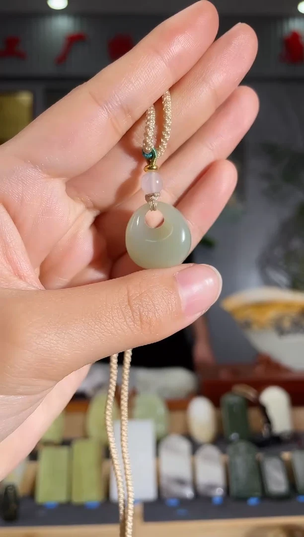 【闪购商品】和田玉颈饰未镶嵌拍一发一 多样性发货