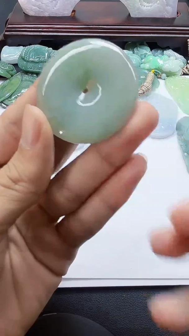吊坠(不含链)未镶嵌翡翠1