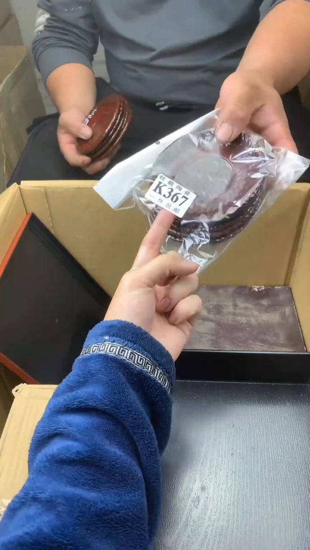 瓷片c****3校长家陶瓷一号商品