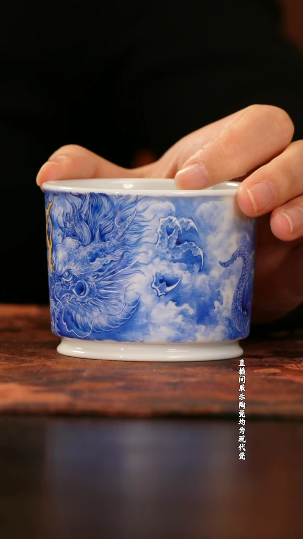 一儒堂釉上苏麻离青龙杯