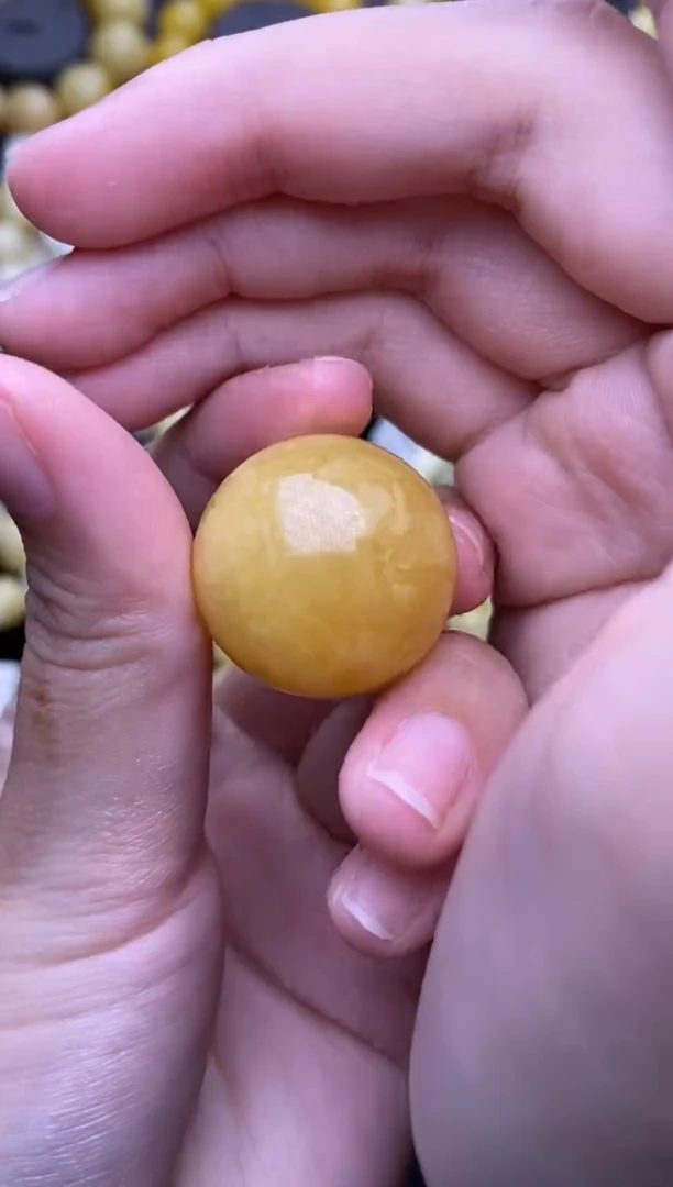 未镶嵌琥珀裸石 大小姐珠宝严选105