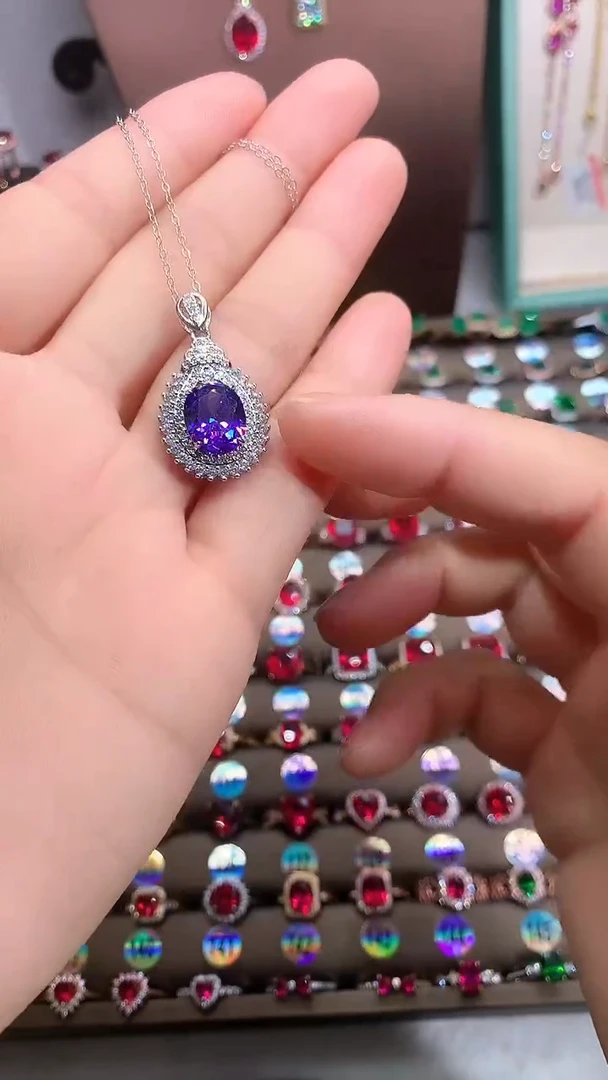 【闪购商品】水晶吊坠(赠链)银S925镶嵌银色