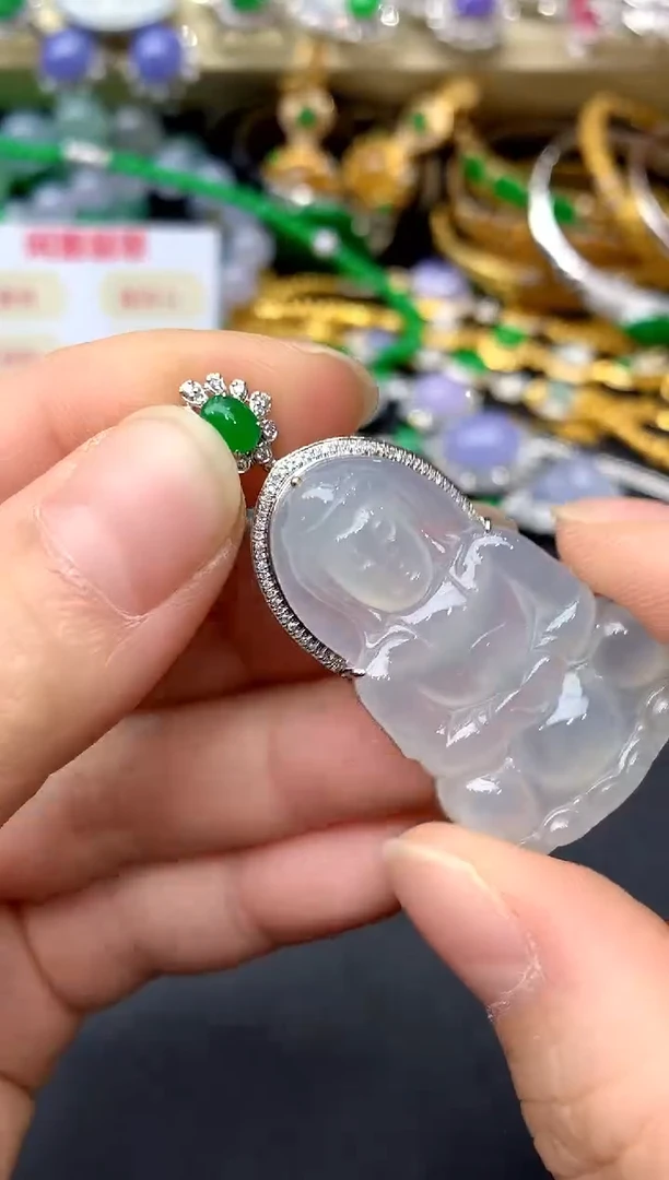 颈饰18K金镶嵌翡翠327 -中国好珍宝