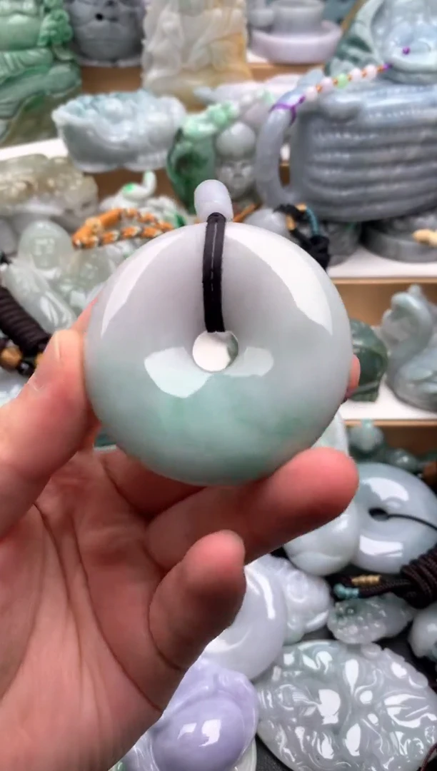 吊坠(不含链)未镶嵌翡翠1