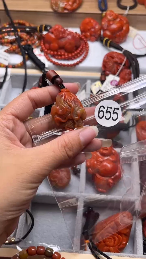 【闪购商品】南红玛瑙珠宝奇石未镶嵌655