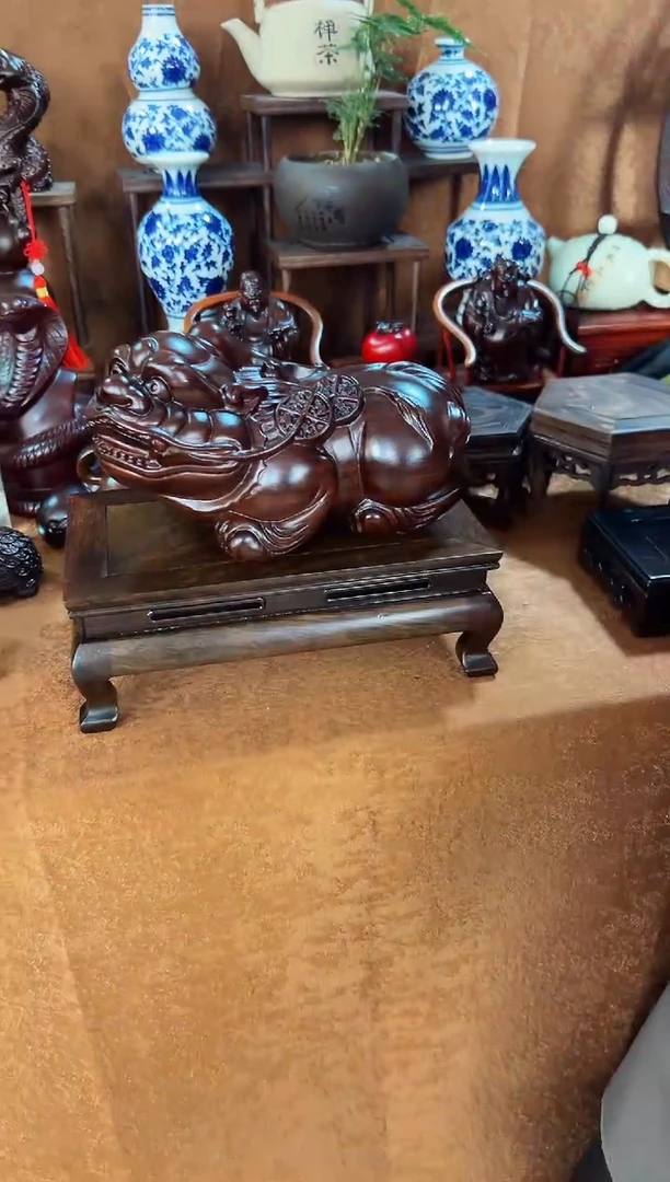 【闪购商品】风车木（黑檀木）21弯脚底座加大貔貅