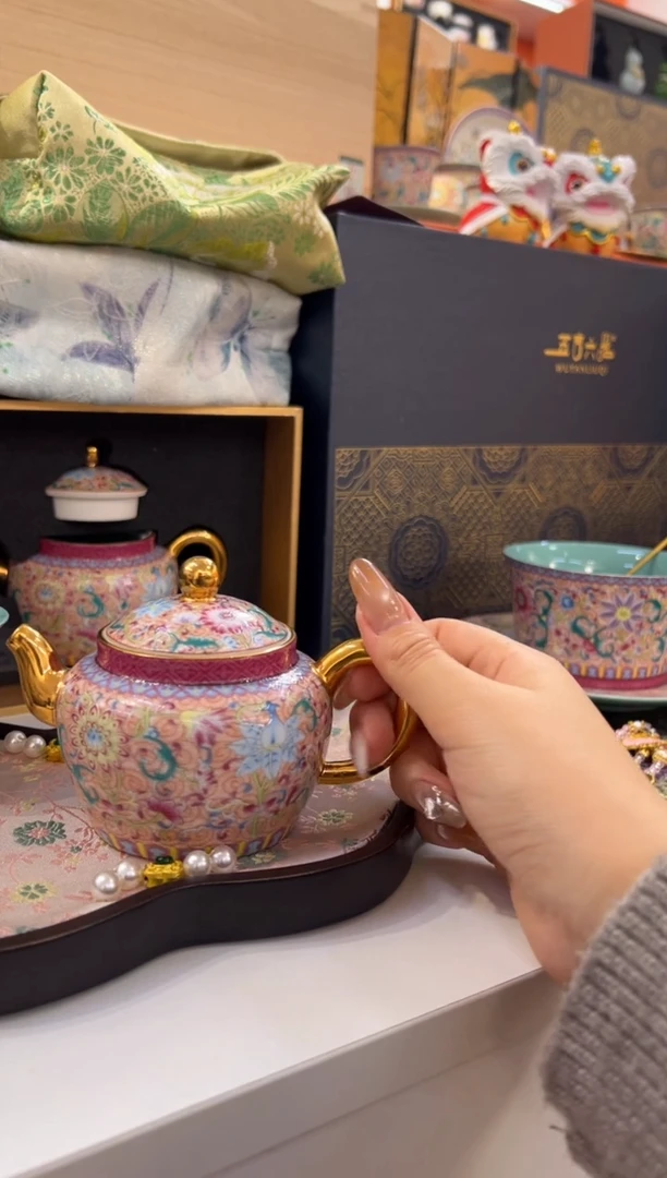 瓷片小乔闪购链接