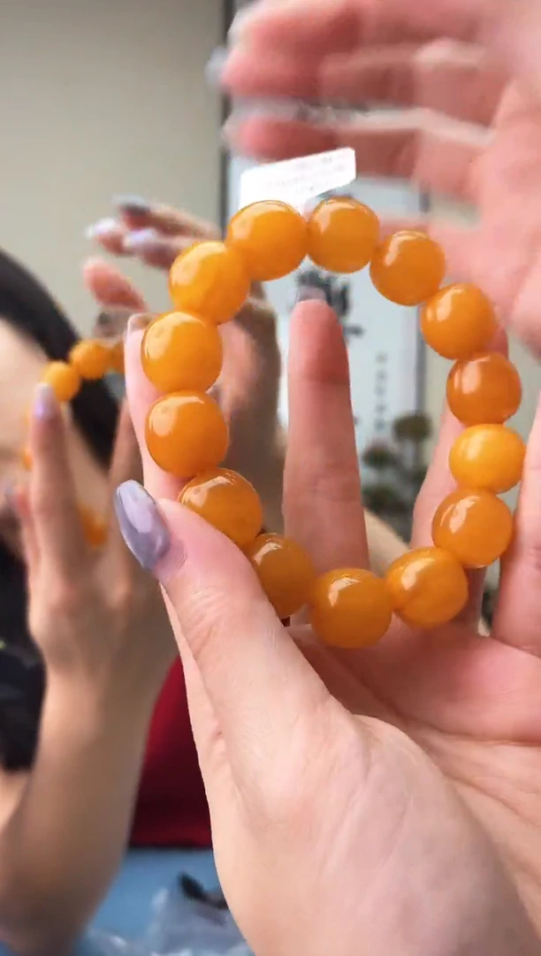 琥珀未镶嵌珠宝奇石T0假一罚十，多样性发一