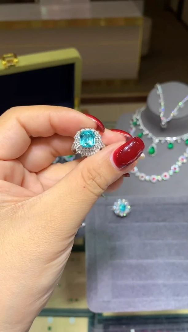 18K金镶嵌戒指碧玺3.15ct