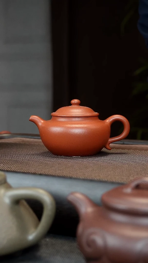 【闪购商品】紫砂茶壶锦鼓 135CC 朱泥