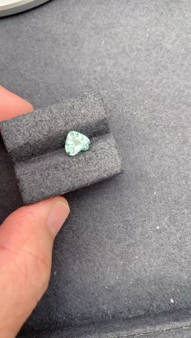 未镶嵌裸石碧玺1.1ct 绿碧玺 定制 BA