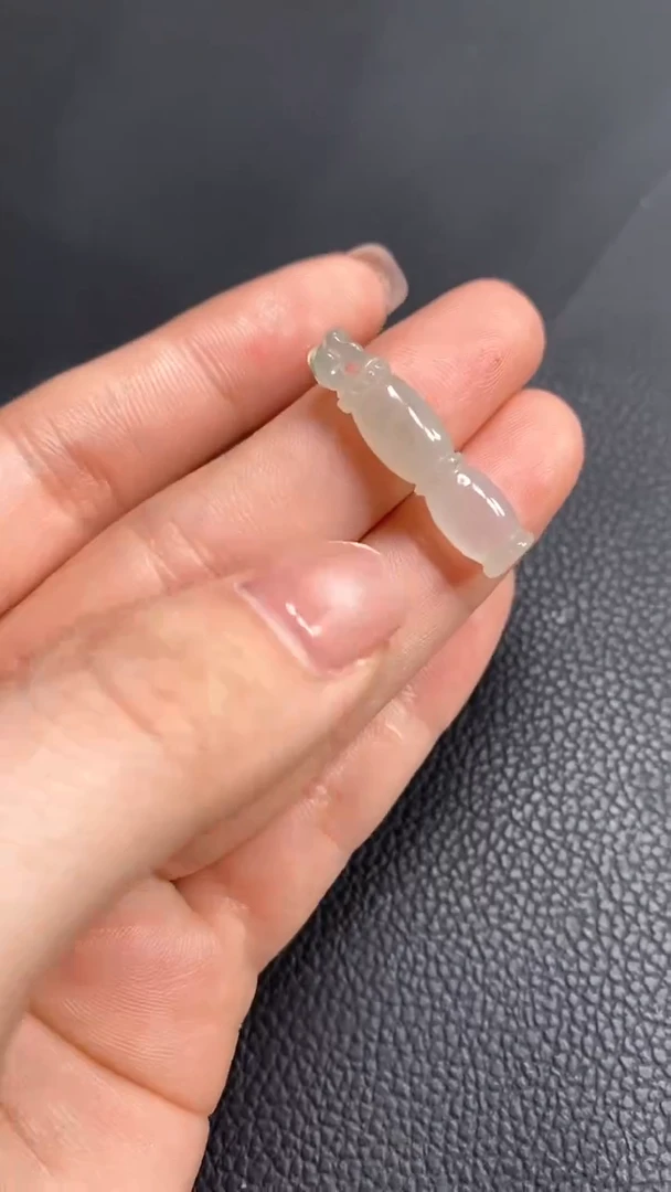 定制翡翠未镶嵌冰胶小柱子