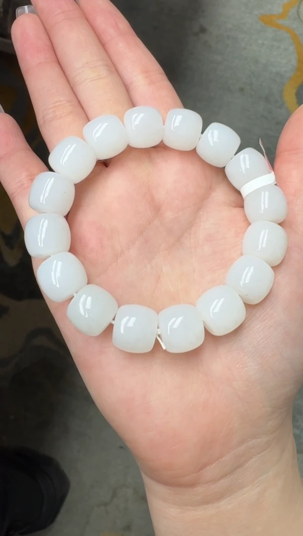 【闪购商品】和田玉1未镶嵌        xjyzb13