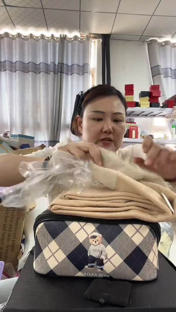 牦牛剖层皮革琪琪女包店超好看发图片款打底裤