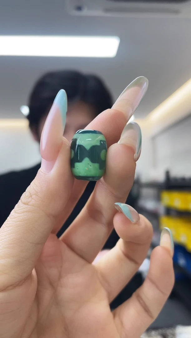 未镶嵌颈饰玛瑙/玉髓（多样性发一件）