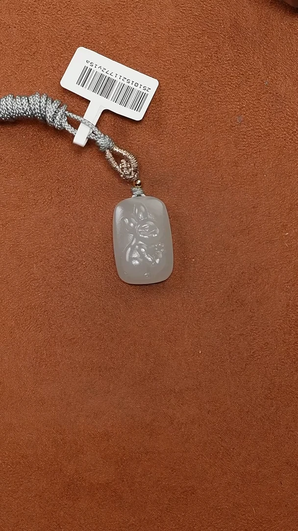 颈饰未镶嵌和田玉0