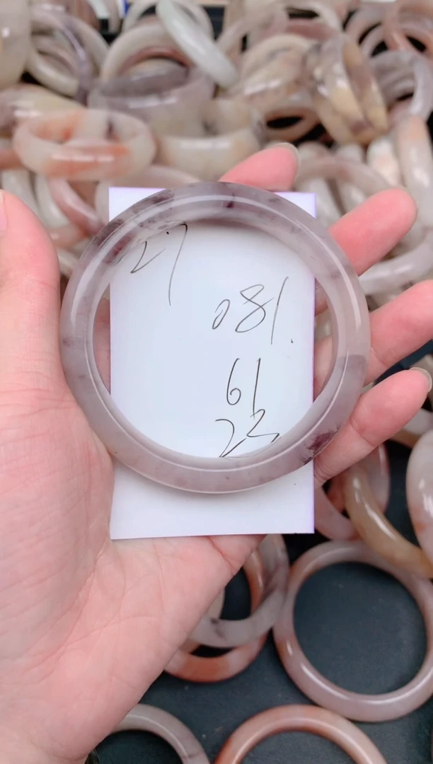 未镶嵌手镯石英质玉081