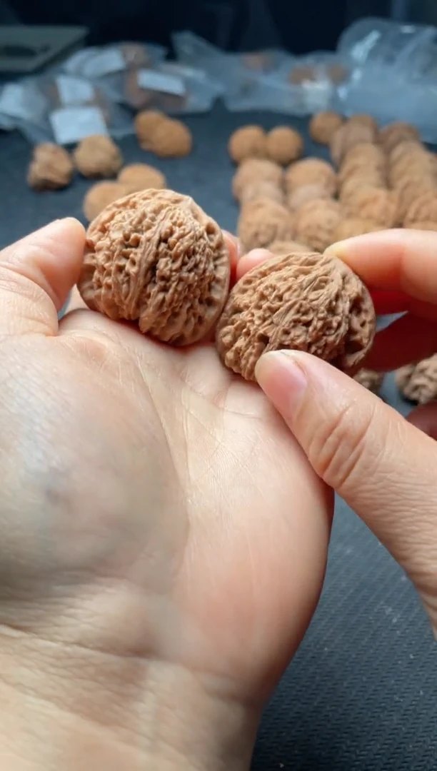 把件文玩核桃w210  南疆石 39尺