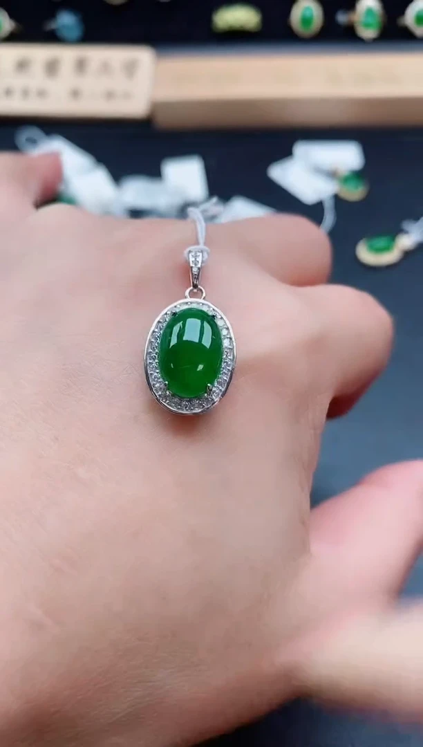 吊坠(赠链)银S925镶嵌翡翠1