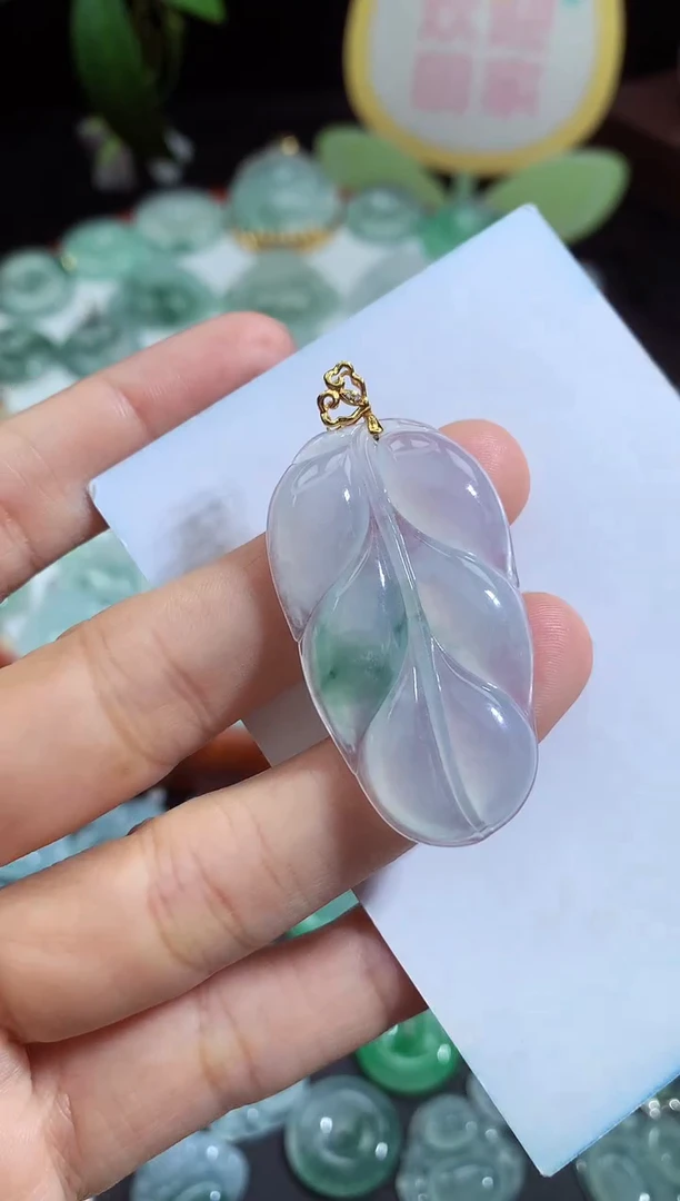 颈饰未镶嵌翡翠叶子