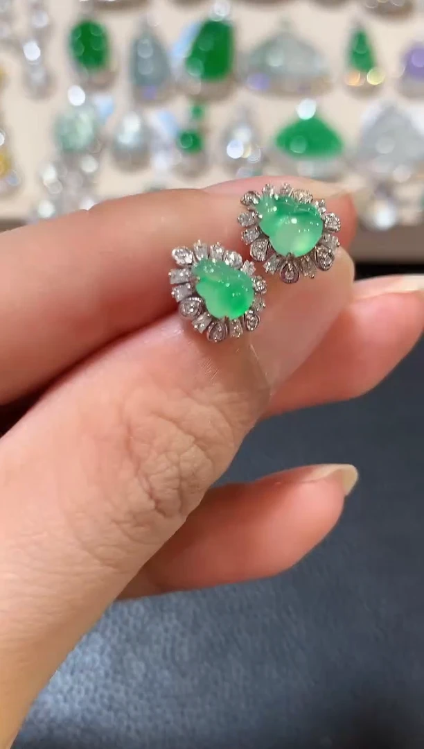 18K金镶嵌翡翠耳饰z83