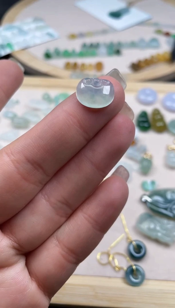 【闪购商品】翡翠颈饰未镶嵌缅甸天然翡翠78