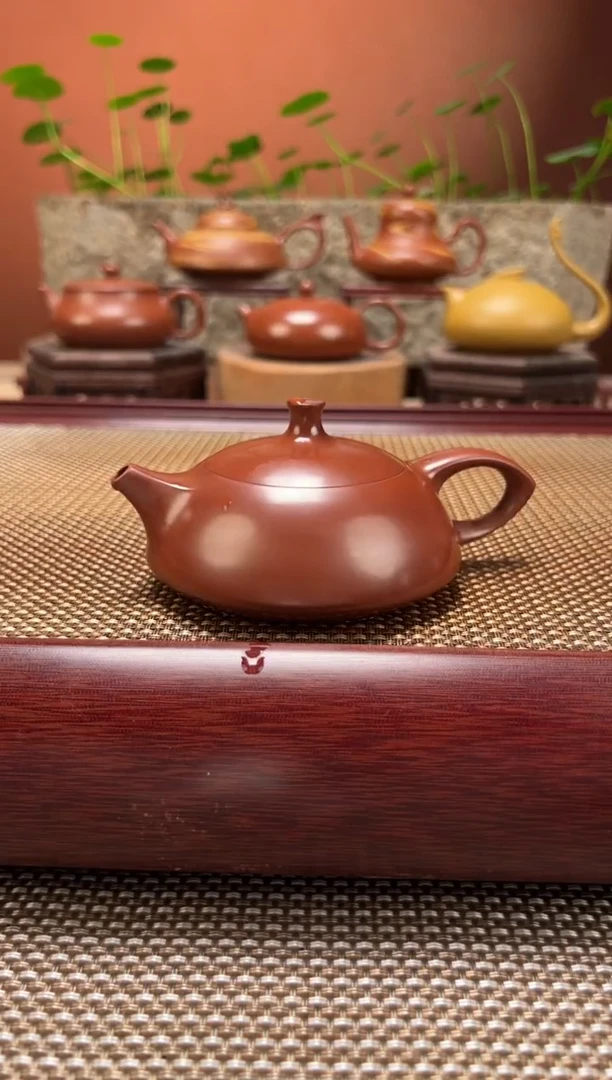 茶壶紫砂超薄胎玉兔 原矿朱泥纯手制