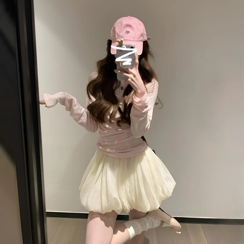 开春甜美无托腹温柔裙子女款爆款新款蓬蓬短裙显瘦短款纯欲风