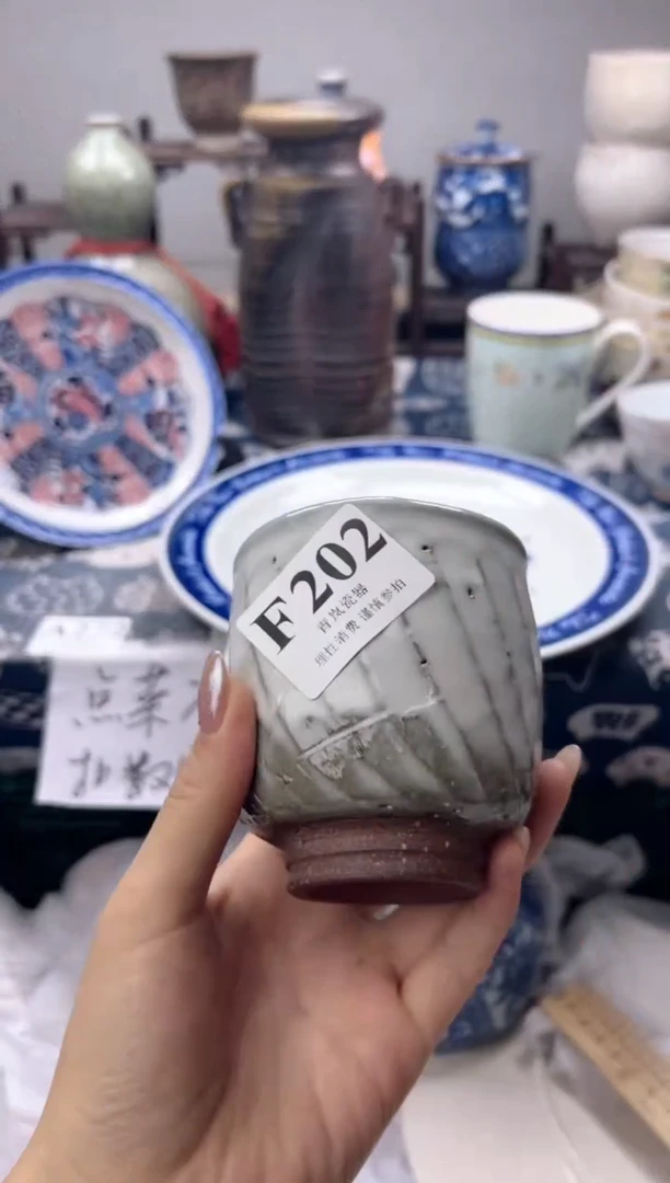 瓷片雨**话  F202