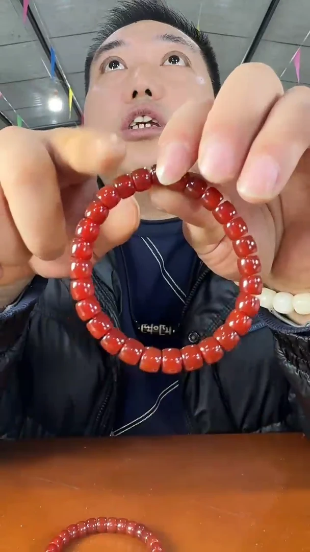 未镶嵌手串南红玛瑙C44 你看视频上的，圆溜溜的