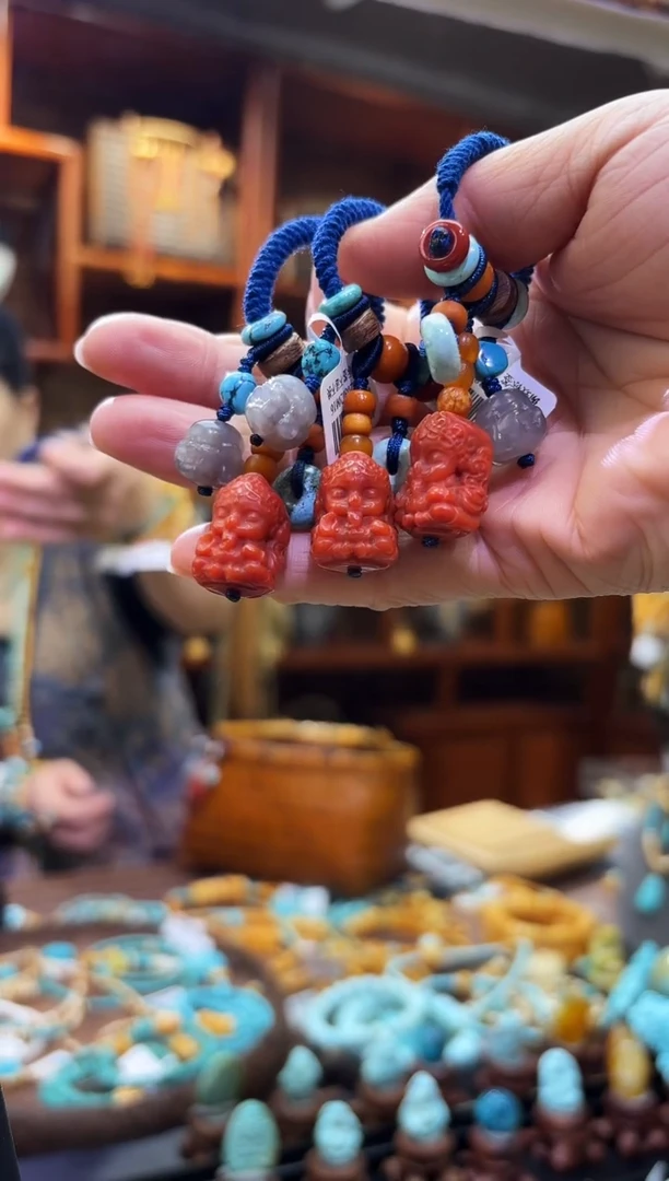 【闪购商品】南红玛瑙珠宝奇石未镶嵌滴溜多样发其一