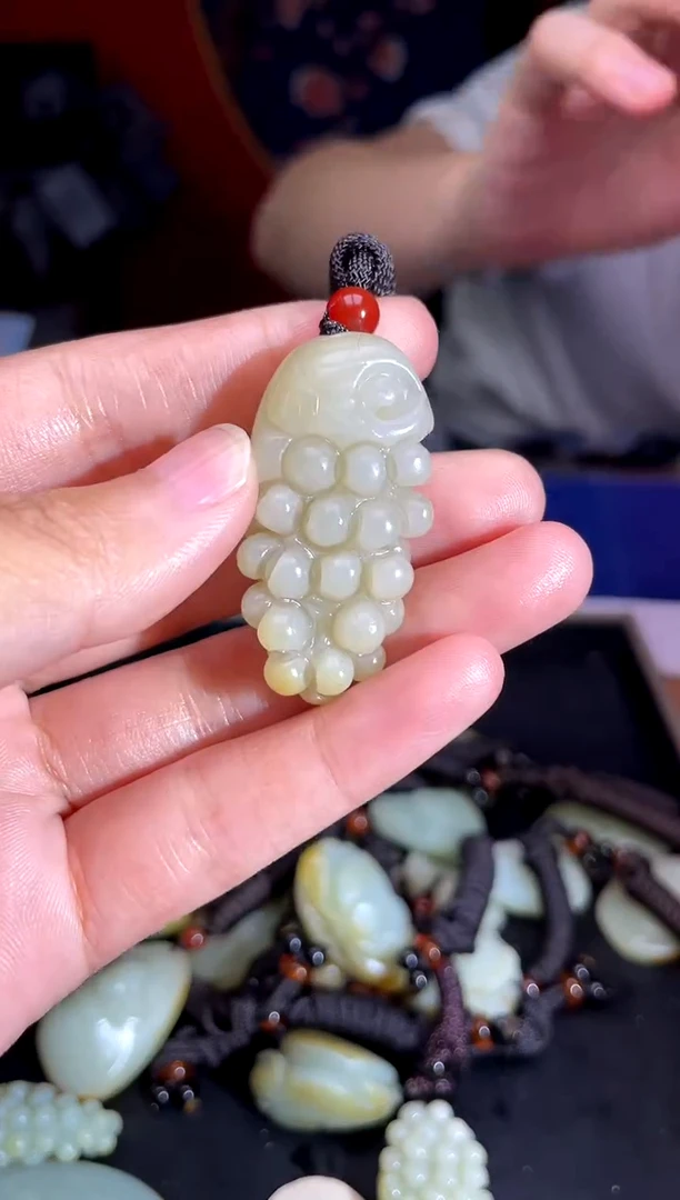 和田玉未镶嵌挂件1