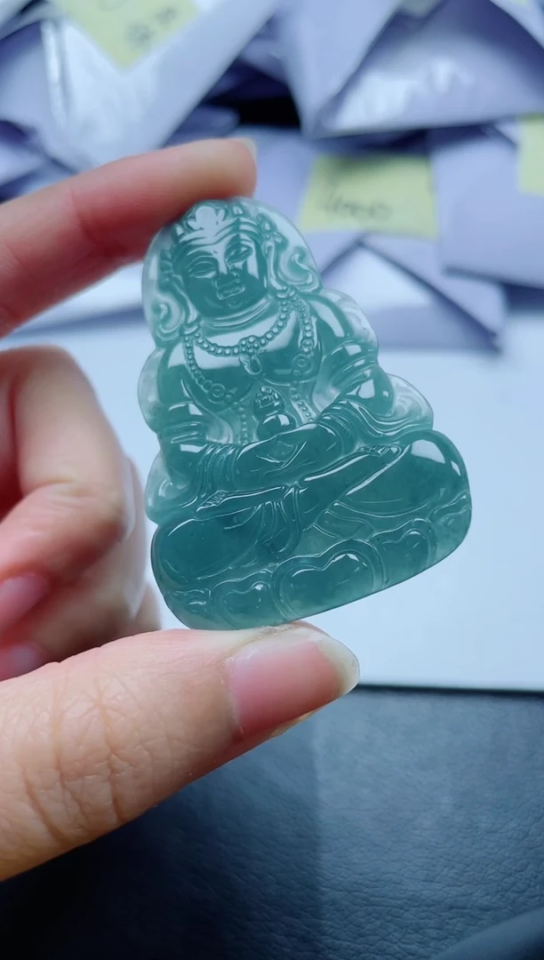 翡翠未镶嵌颈饰 多样性发货一件发货-度母