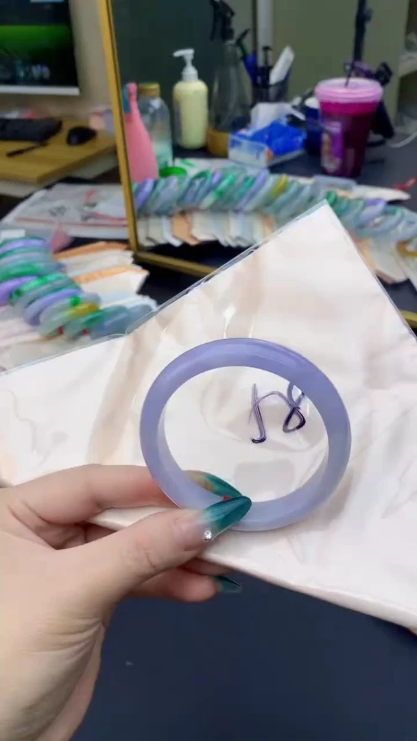 【闪购商品】翡翠手镯未镶嵌1018340928