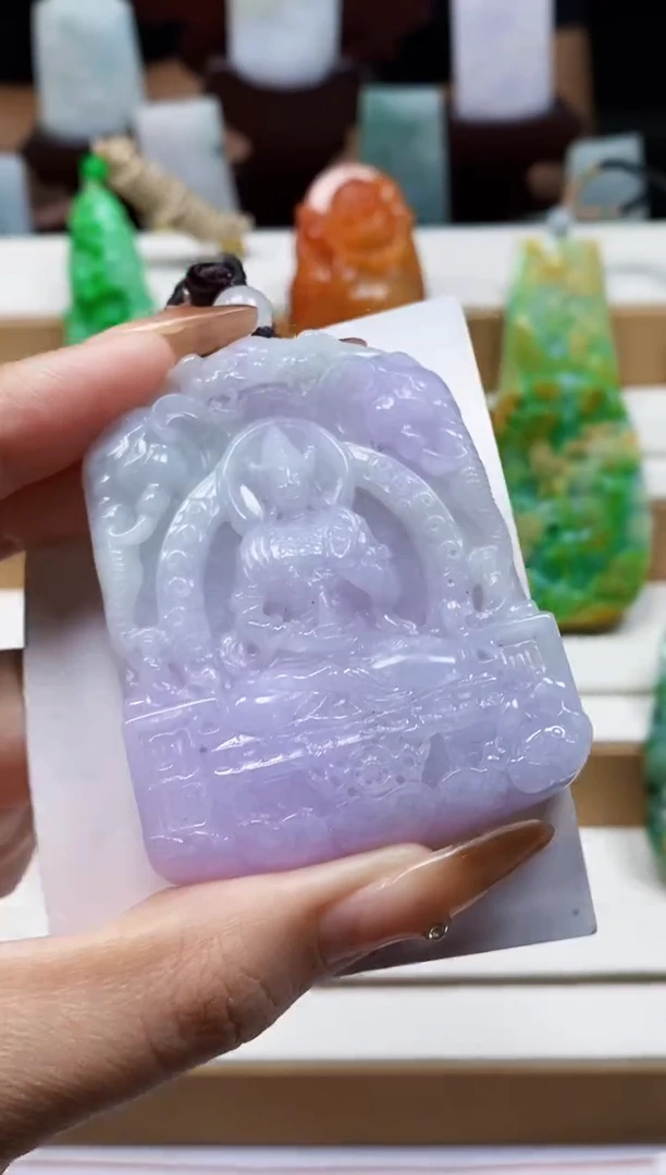 颈饰未镶嵌翡翠翡翠A货