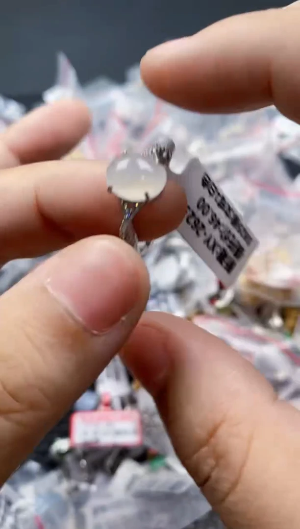 翡翠戒指银S925镶嵌7777777   8