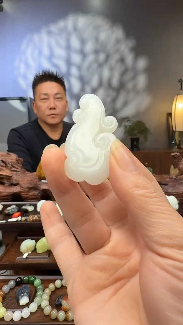 未镶嵌和田玉挂件吊坠