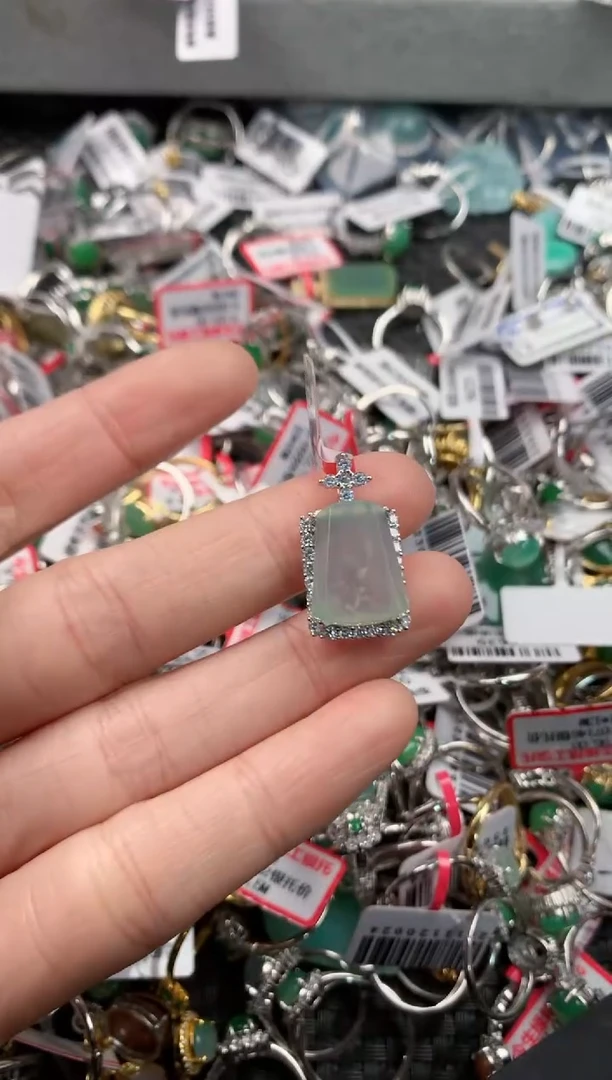 银S925镶嵌戒指翡翠3          5