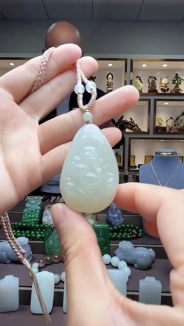 【闪购商品】和田玉颈饰未镶嵌苏