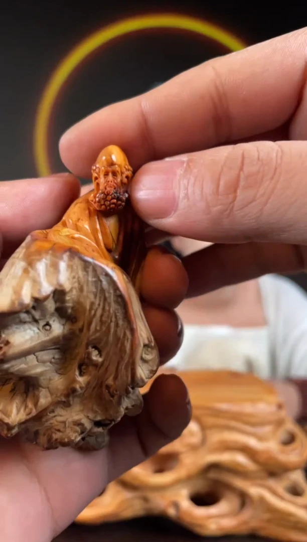 柏木（崖柏）手工摆件,先抢先得! 编号:302