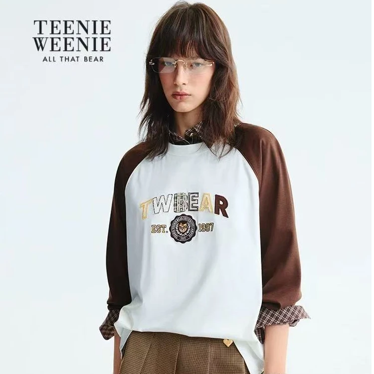 Teenie Weenie圆领针织长袖T恤印花时尚宽松可爱风TTLA253802P